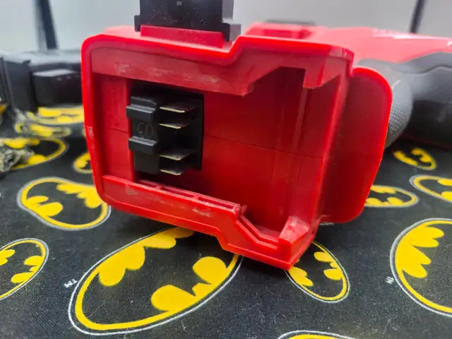 Milwaukee 18 Gauge M18 Brushless Cordless Brad Nailer (#18570) - Photo 5