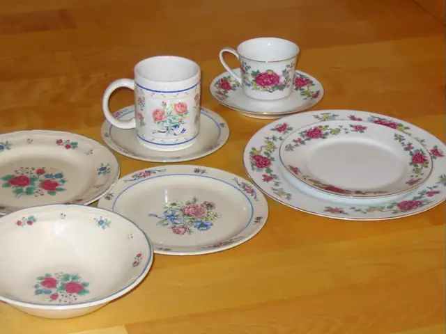 PLUSIEURS ARTICLESPOELONRACK AVEC 16 EPICE - Photo 3