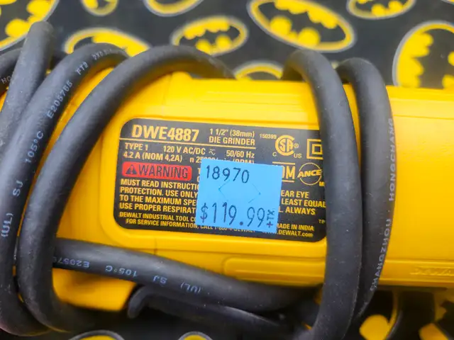 DeWalt DWE4887 Corded 1-1/2-In (40mm) Die Grinder (#18970-1) - Photo 3