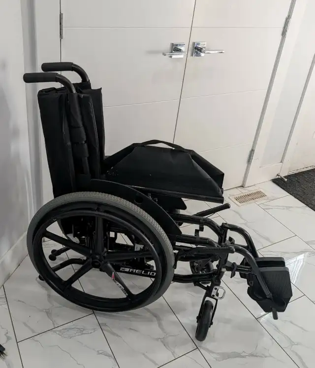 Helio C2 Carbon Fiber Ultra-Lightweight Wheelchair - 16' x 18'