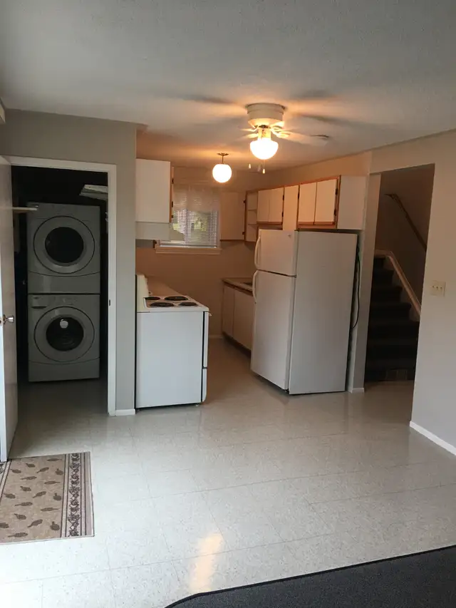 Two bedroom plus office for rent Simcoe - Photo 7