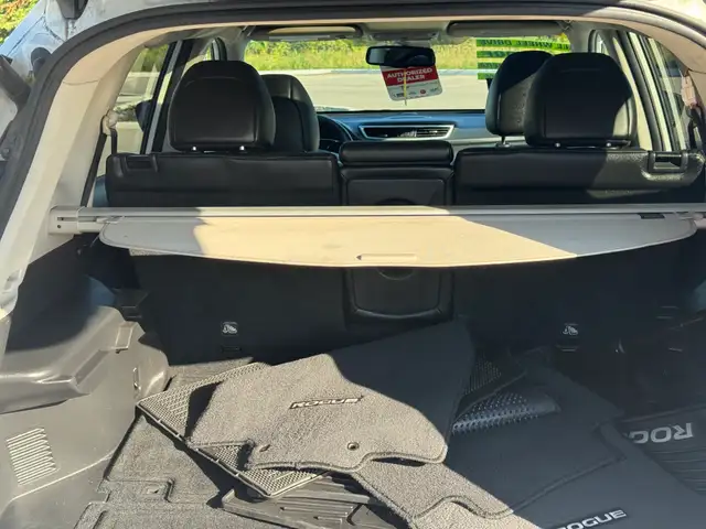 2015 Nissan Rogue SL AWD - Photo 8