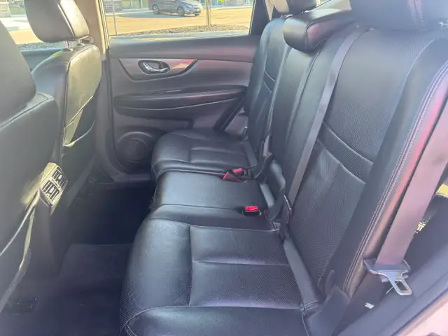 2015 Nissan Rogue SL AWD - Photo 15