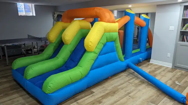 Obstacle Course Madness – The Ultimate Bouncy Adventure!