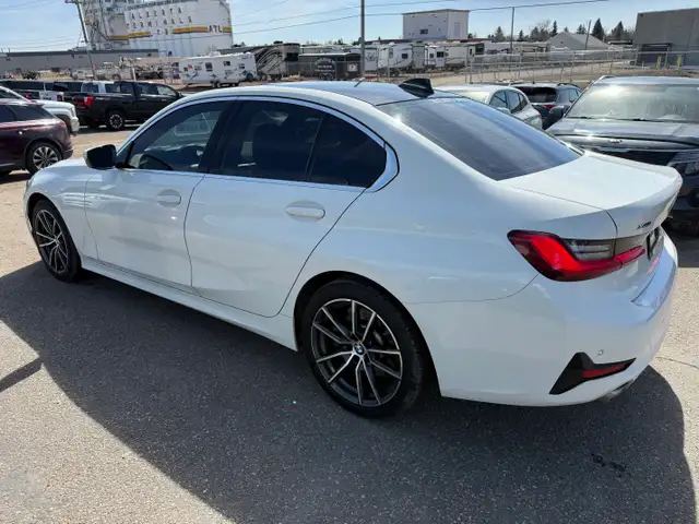 2020 BMW 3 Series 330i xDrive - Photo 4