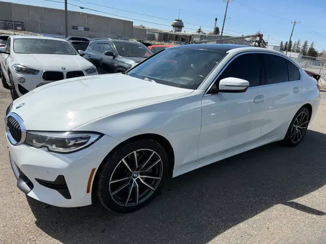 2020 BMW 3 Series 330i xDrive - Photo 5