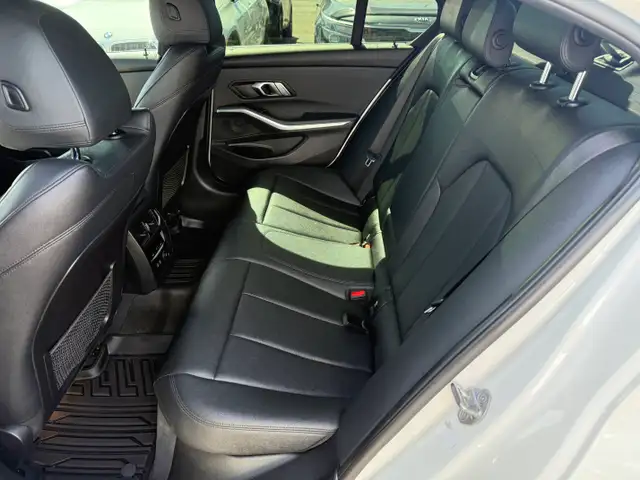 2020 BMW 3 Series 330i xDrive - Photo 8