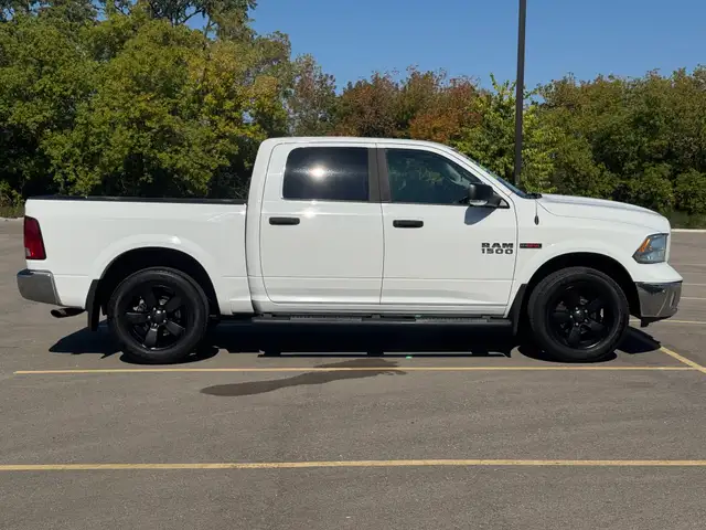 2016 Ram 1500 Outdoorsman 4X4 - Photo 9
