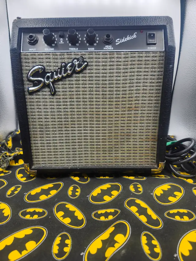 Squier Sidekick Guitar Amp - 28W (18957-1)