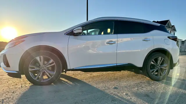 2020 Nissan Murano Platinum - 1 Owner, No Accidents, Calgary Dri - Photo 3