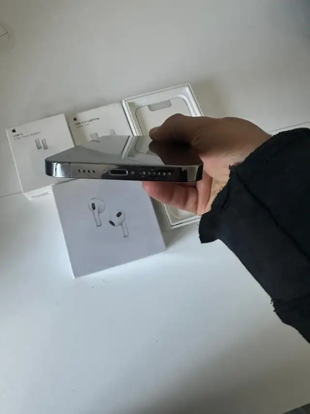 iPhone 13 Pro Max 256GB AirPods/Fast Charger/Delivery - Photo 5