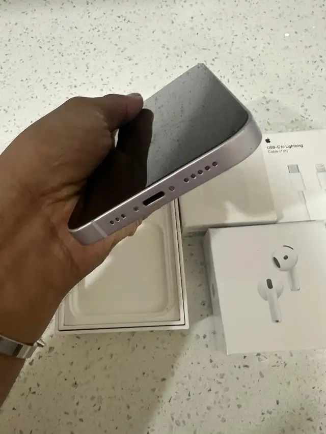 iPhone 14 256gb Airpods/Adapter/Delivery - Photo 8