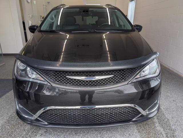 2018 Chrysler Pacifica Touring-L - Photo 5