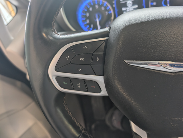 2018 Chrysler Pacifica Touring-L - Photo 18