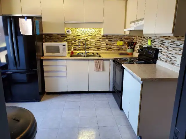 Room for Rent - Photo 6