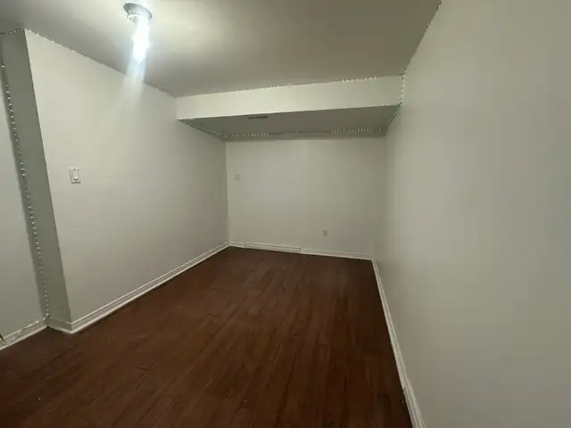 Basement for lease - Photo 7