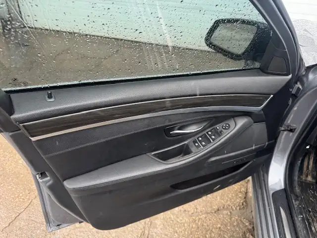 2012 BMW 5 Series 528i xDrive, Just in for sale at Pic N Save!! - Photo 8