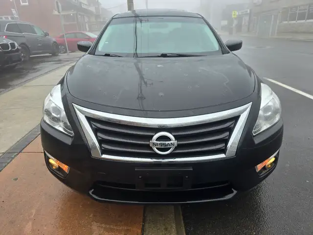 2014 Nissan Altima - Photo 2