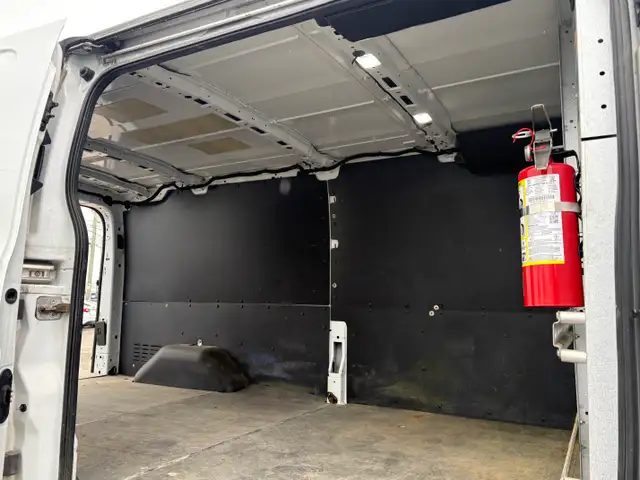 2019 Ford Transit Cargo T-250 ALLONGÉ  EXCELLENTE MÉCANIQUE  C - Photo 16