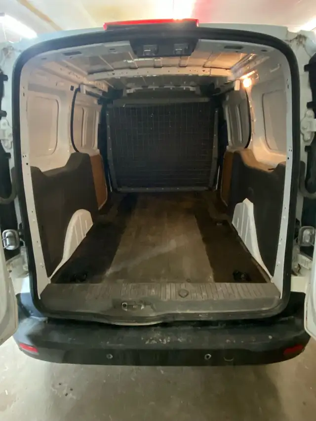 19’ Ford Transit Connect - Photo 5