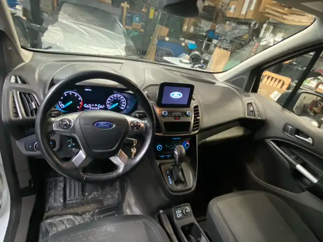 19’ Ford Transit Connect - Photo 6