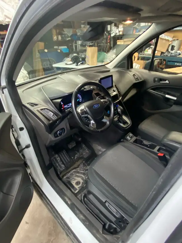 19’ Ford Transit Connect - Photo 7