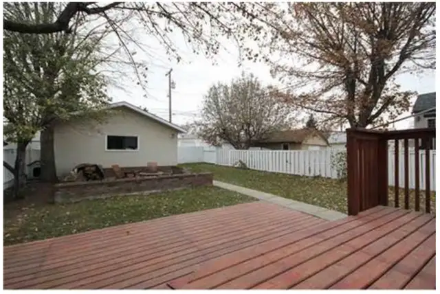 Bargain Luxury! Private Room By NAIT. Utils, Cable, Wi-Fi Incl. - Photo 9