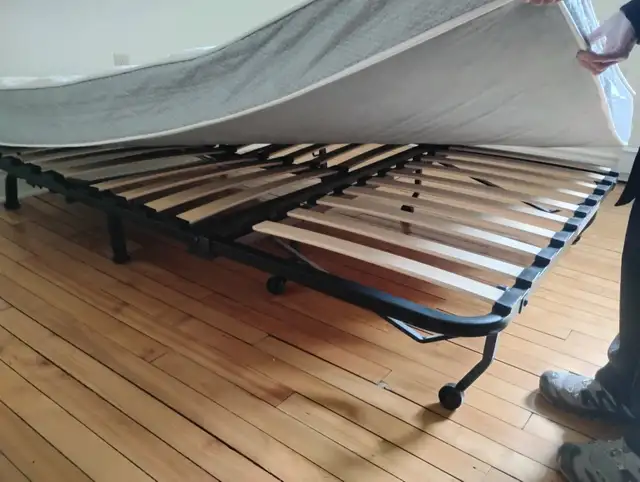 Lits à vendre (d'une auberge jeunesse) - Photo 4