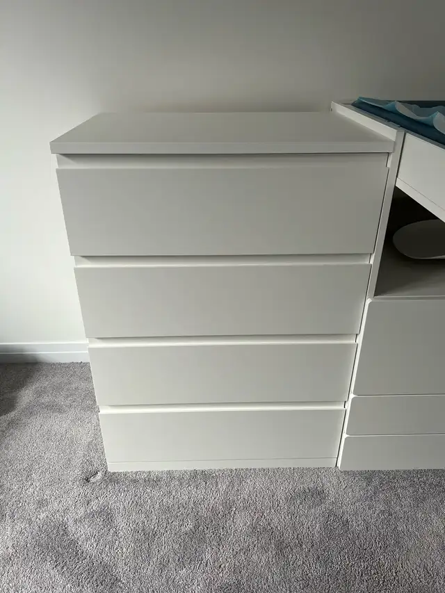 Brand new dresser - Photo 3