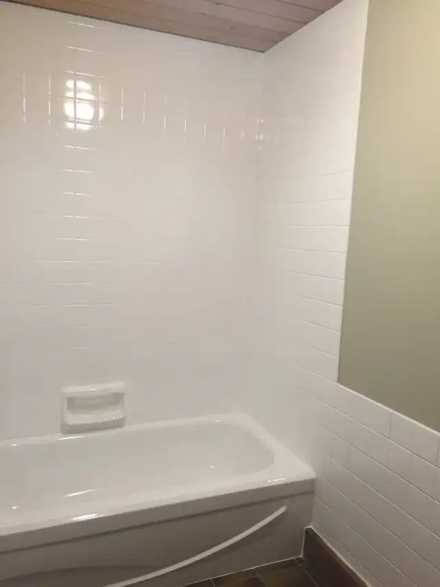 TUB REFINISHING BATHTUB REGLAZING TILES RESURFACING BATHTUB - Photo 3