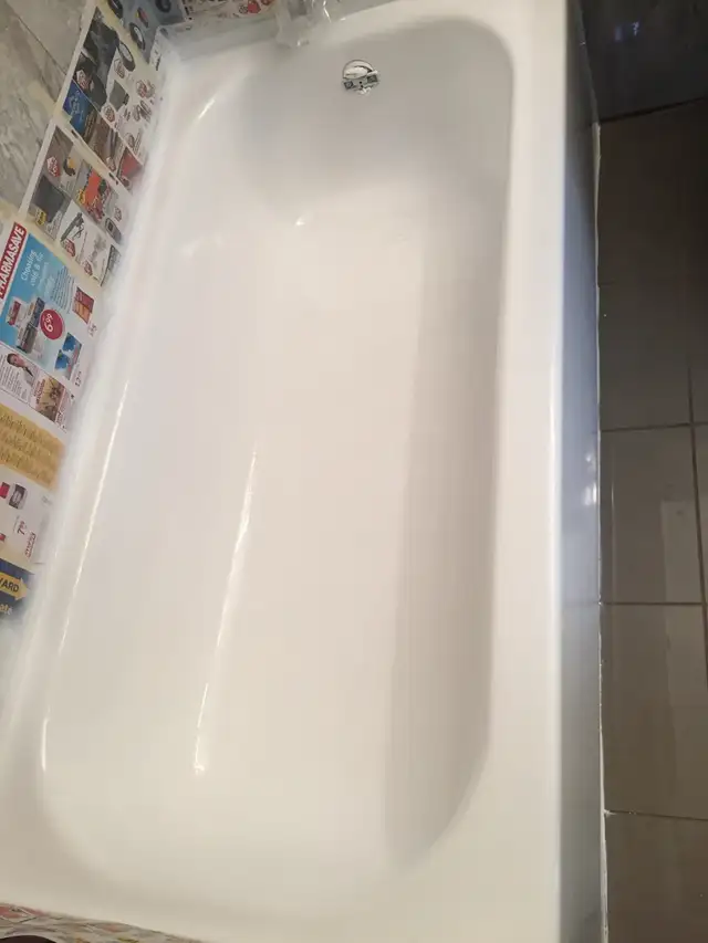 BATHTUB REPAIR TUB REGLAZING BATHTUB REFINISHING TUB RESURFACING - Photo 2