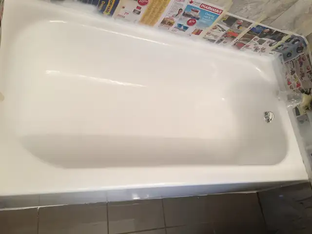 BATHTUB REPAIR TUB REGLAZING BATHTUB REFINISHING TUB RESURFACING - Photo 4