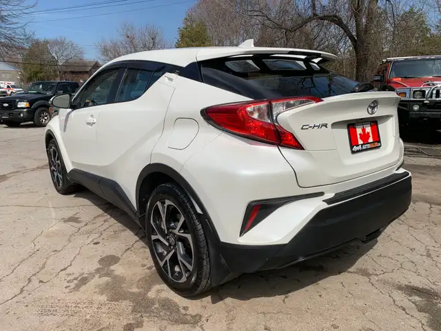 2020 TOYOTA CH-R PREMIUM CERTIFIED NO ACCIDENTS - Photo 5