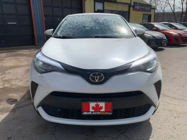 2020 TOYOTA CH-R PREMIUM CERTIFIED NO ACCIDENTS - Photo 13