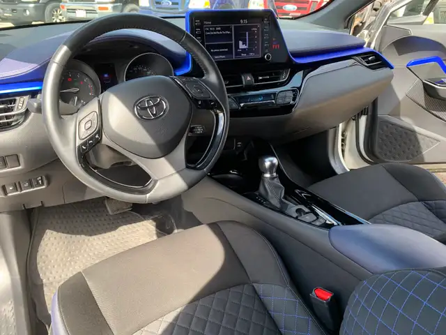 2020 TOYOTA CH-R PREMIUM CERTIFIED NO ACCIDENTS - Photo 17