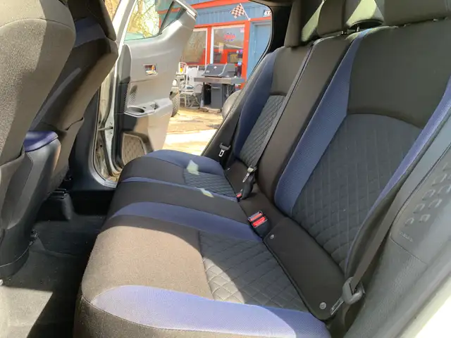 2020 TOYOTA CH-R PREMIUM CERTIFIED NO ACCIDENTS - Photo 21