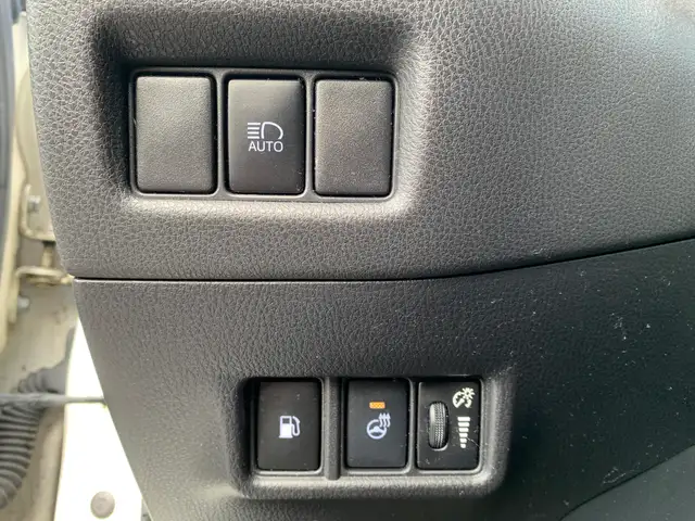 2020 TOYOTA CH-R PREMIUM CERTIFIED NO ACCIDENTS - Photo 25