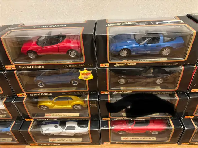 Maisto SE Model Cars PRICE DROP’ $25-40 - Photo 3