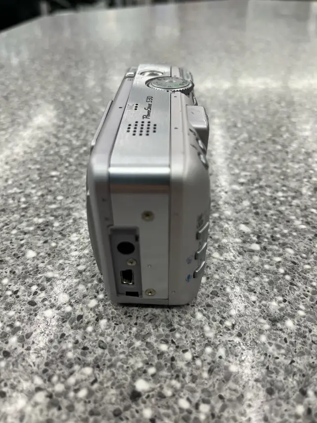 Canon PowerShot s30 Digital Camera - Photo 4