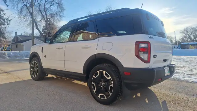 2024 Ford Bronco Outer Banks - Photo 7