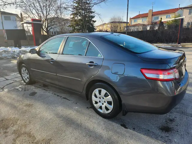 2010 Toyota Camry - Serviced at Toyota - Selling Certified - Photo 4