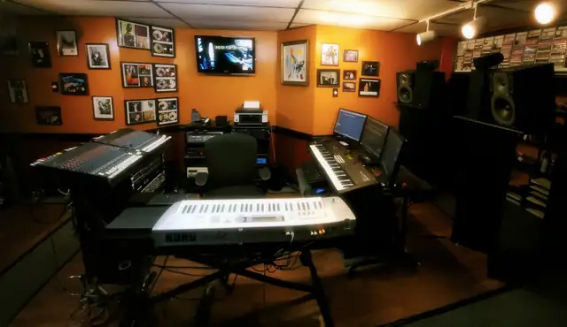 RECORDING STUDIO IN MISSISSAUGA.  25 YRS IN BIZ. FULL PRODUCTION - Photo 3