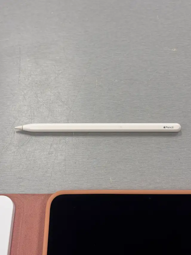 iPad Air 5th Gen - 64GB/LTE with Pencil - Photo 5