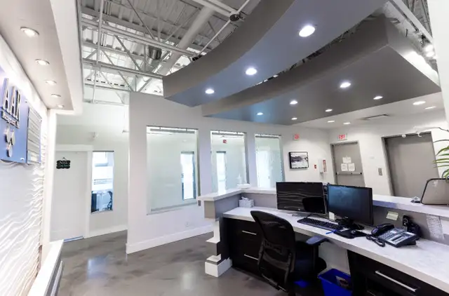 Modern Office Space for Lease - Sunalta - West End Downtown - Photo 3