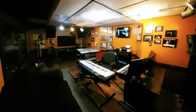 RECORDING STUDIO 25 YEARS IN BIZ.  MIXING/MASTERING/PRODUCTION - Photo 6
