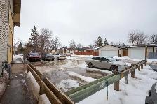 Well-Maintained 2bdrm Condo w/ Spacious & Functional Layout! - Photo 2