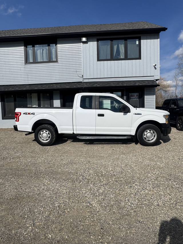 2016 Ford F-150 EXTENDED CAB 4x4 — CERTIFIED — - Photo 2