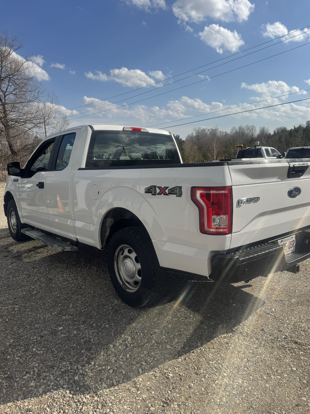 2016 Ford F-150 EXTENDED CAB 4x4 — CERTIFIED — - Photo 4