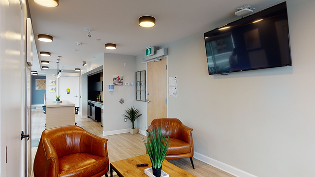 1 Bedroom Apartment | Downtown | Pet Friendly | Avail June! - Photo 10