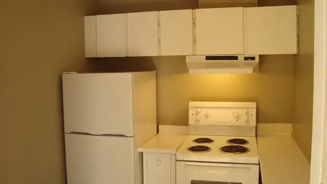 Bachelor for June 1, all-inclusive, easy access to Kanata - Photo 5